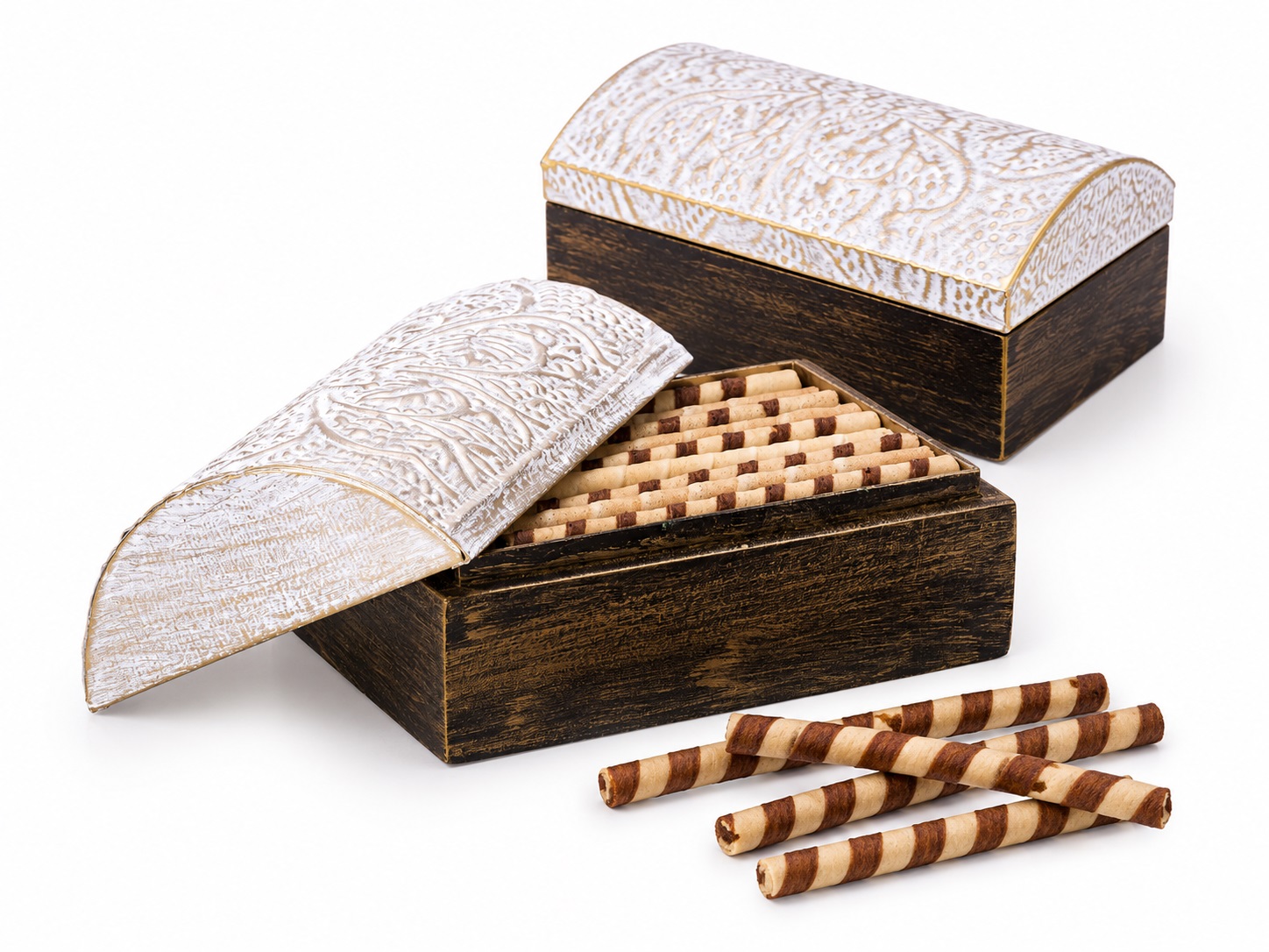 CAJA METAL Y MADERA CON BARQUILLOS RELLENOS 300 gr.
