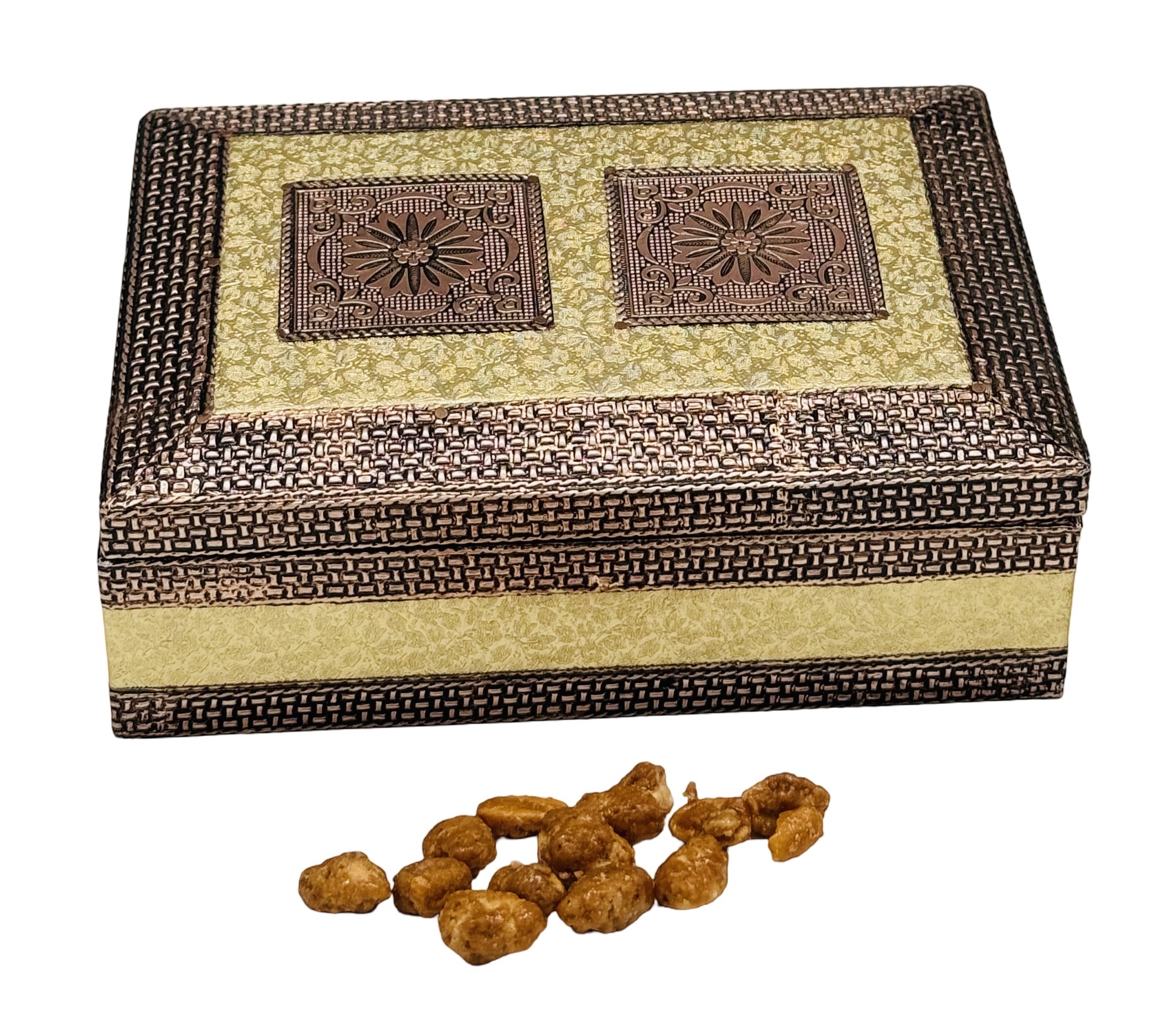 JOYERO REPUJADO CON GARRAPIÑADAS DE CACAHUETE 250 gr.