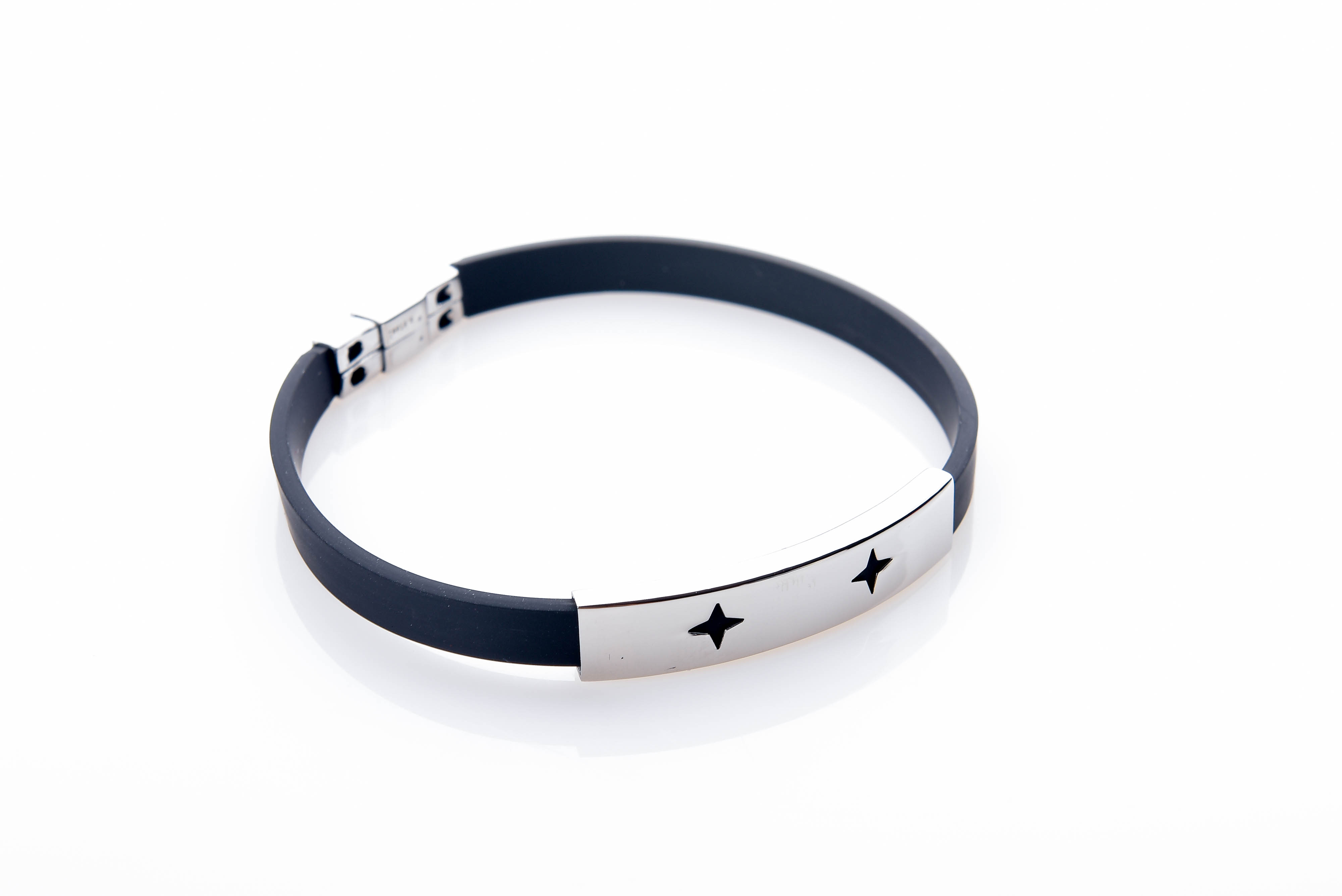 PULSERA SILICONA CON CHAPA ESTRELLAS